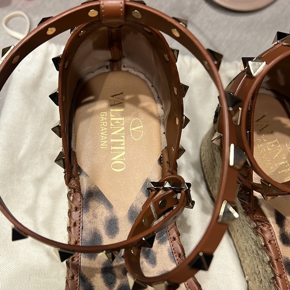 Valentino Garavani Leopard Rock Stud Platform Espadrille- Beautiful Size 39 - Picture 4 of 4